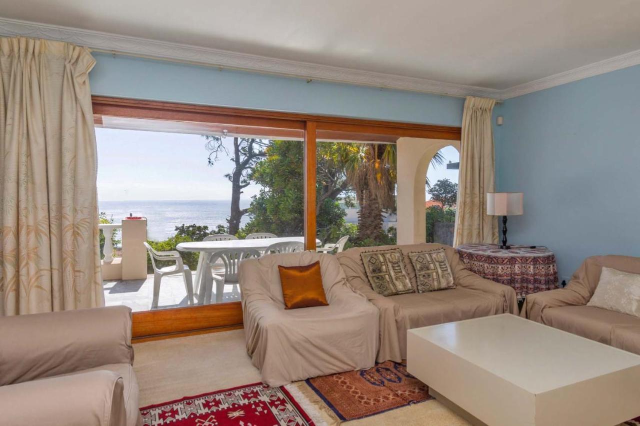 Room For 2 In Camps Bay ケープタウン エクステリア 写真